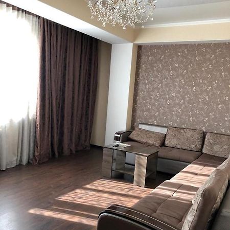 Квартира В Центре Бишкека! Εξωτερικό φωτογραφία
